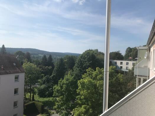 Wohnung zur Miete 460 € 4 Zimmer 68,5 m² 4. Geschoss frei ab sofort Rudolf-Virchov-Straße 9 Suhl 98527