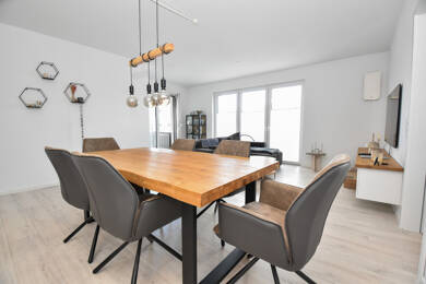 Wohnung zur Miete 920 € 3 Zimmer 102 m² frei ab 01.10.2025 Friesoythe Friesoythe 26169