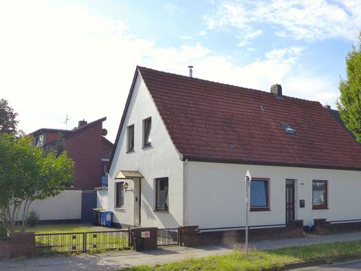 Mehrfamilienhaus zum Kauf 325.900 € 8 Zimmer 181 m² 844 m² Grundstück Stickgras/Annenriede Delmenhorst 27751