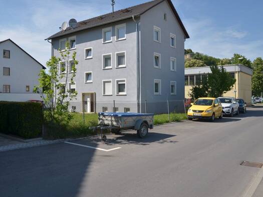 Mehrfamilienhaus zum Kauf provisionsfrei als Kapitalanlage geeignet 1.380.000 € 14 Zimmer 339 m² 662 m² Grundstück Eberhardstraße 40 Asperg 71679