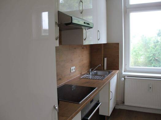 Wohnung zur Miete 800 € 4 Zimmer 101 m² Geschoss 1/3 frei ab sofort Großer Sand 89 Uetersen 25436