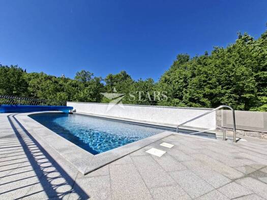 Haus zum Kauf 850.000 € 7 Zimmer 403 m² Mihotici, Matulji Matulji