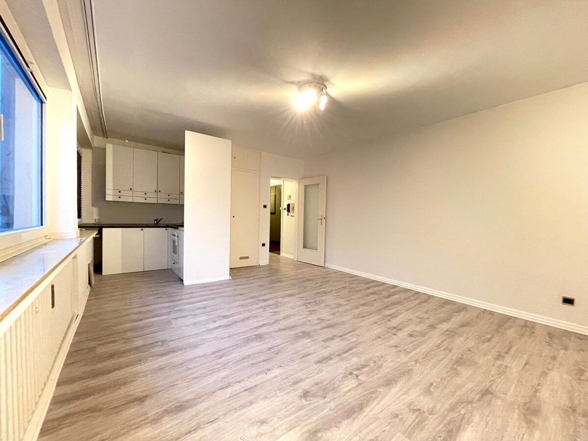 Wohnung zur Miete 360 € 1 Zimmer 30 m²<br/>Wohnfläche 1.<br/>Geschoss Neudorf - Süd Duisburg / Neudorf-Süd 47057