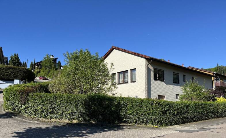 Einfamilienhaus zum Kauf provisionsfrei 425.000 € 5 Zimmer 126 m² 814 m² Grundstück Hochstädten Bensheim-Hochstädten 64625