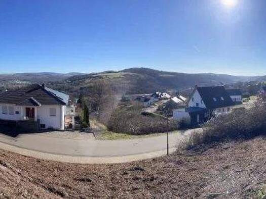 Grundstück zum Kauf 195.000 € 901 m² Grundstück Baugenehmigung vorhanden frei ab sofort Josef-Kochems-Straße 1 Saarburg Saarburg 54439