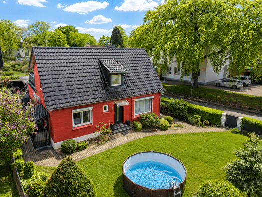 Mehrfamilienhaus zum Kauf 960.000 € 7 Zimmer 186,8 m² 851 m² Grundstück Eggerstedt 25421