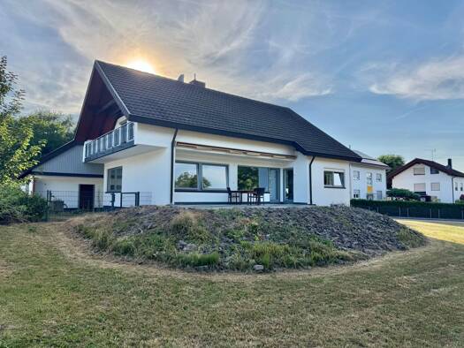 Einfamilienhaus zum Kauf 650.000 € 6 Zimmer 144 m² 1.066 m² Grundstück frei ab sofort Wagenstadt Herbolzheim 79336