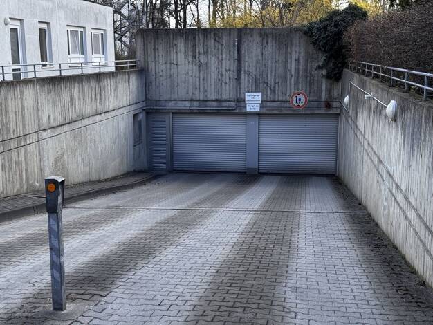 Tiefgarage zum Kauf 10.000 € Dörnichtweg 50 Klotzsche Ortsamtsbereich Klotzsche 01109