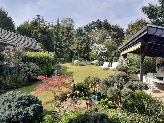 Einfamilienhaus zum Kauf 8 Zimmer 350 m² 1.700 m² Grundstück Harleshausen Harleshausen 34128