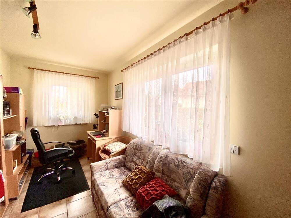 Property thumbnail 12