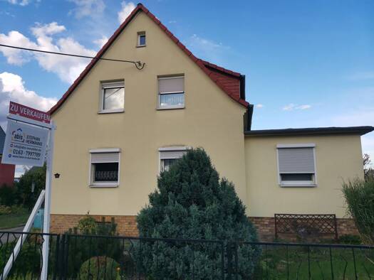 Einfamilienhaus zum Kauf 222.000 € 5 Zimmer 110 m² 800 m² Grundstück frei ab sofort Am Burgstädtel 15 Dölzig Schkeuditz 04435