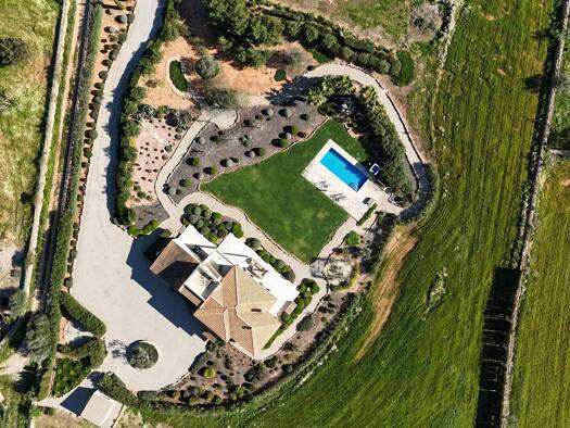 Landhaus zum Kauf 2.850.000 € 5 Zimmer 407 m² 14.746 m² Grundstück Salines (Ses) 07640