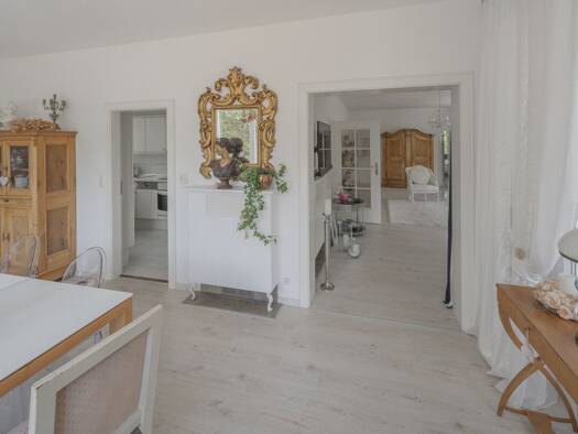 Bungalow zum Kauf 554.900 € 6 Zimmer 180 m² 850 m² Grundstück Schwenningen Villingen-Schwenningen 78056