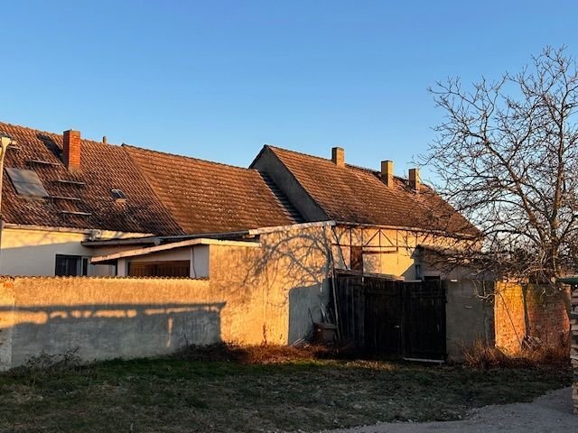 Einfamilienhaus zum Kauf 65.000 € 3 Zimmer 120 m²<br/>Wohnfläche 1.717 m²<br/>Grundstück ab sofort<br/>Verfügbarkeit Kleiner Wall 4 Zerbst Zerbst/Anhalt 39261