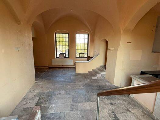 Restaurant zur Miete provisionsfrei 950 € 267 m² Gastrofläche Schlossallee 6 Lichtenwalde Niederwiesa 09577