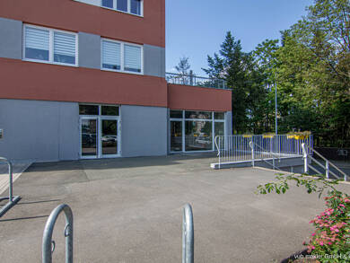 Laden zur Miete 3.000 € Hof 95028