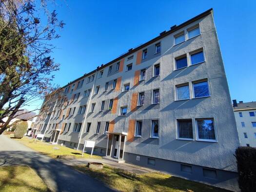 Wohnung zum Kauf 49.000 € 3 Zimmer 64,8 m² Geschoss 1/4 frei ab sofort Sehmatal-Sehma Sehmatal 09465