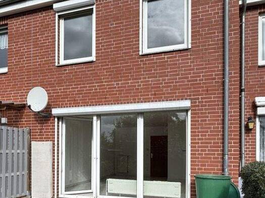 Reihenmittelhaus zum Kauf 165.000 € 4 Zimmer 120 m² 186 m² Grundstück Pritzwalk 16928