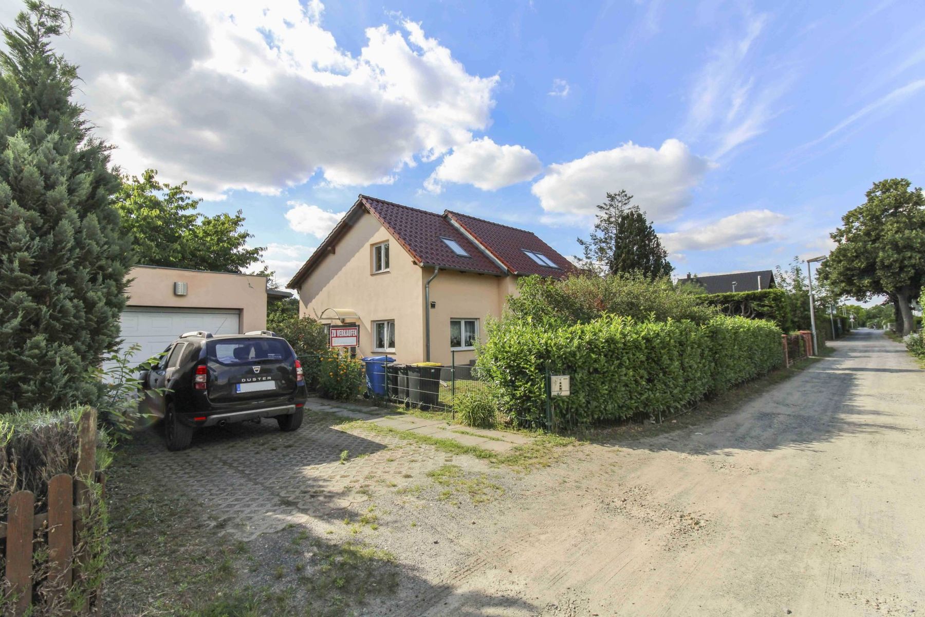 Doppelhaushälfte zum Kauf 660.000 € 9 Zimmer 210,9 m²<br/>Wohnfläche 901,2 m²<br/>Grundstück Staaken Berlin 13591