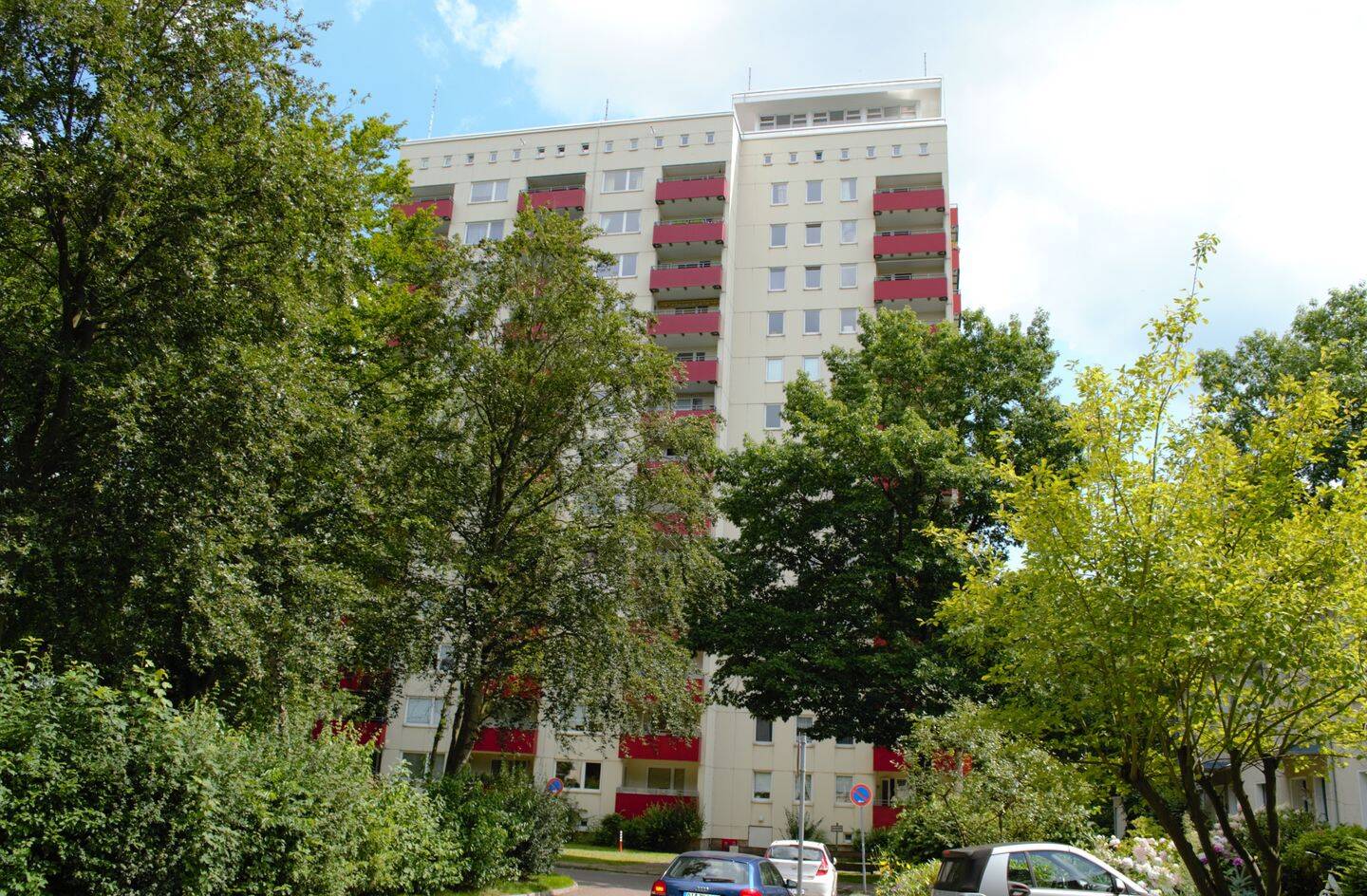 Immobilie in Pinneberg - Große 3 1/2-Zi.-Wohnung im Grünen von Pinneberg-Waldenau, Nähe HH! - Bild 0