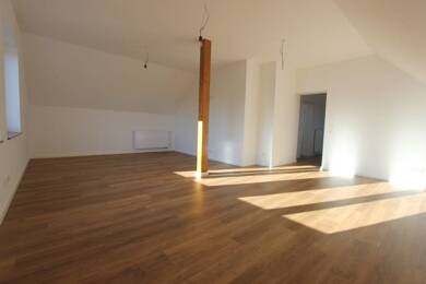 Wohnung zur Miete 790 € 2 Zimmer 75 m² 1. Geschoss frei ab sofort Bahnofstrasse 117 Leihgestern Linden 35440