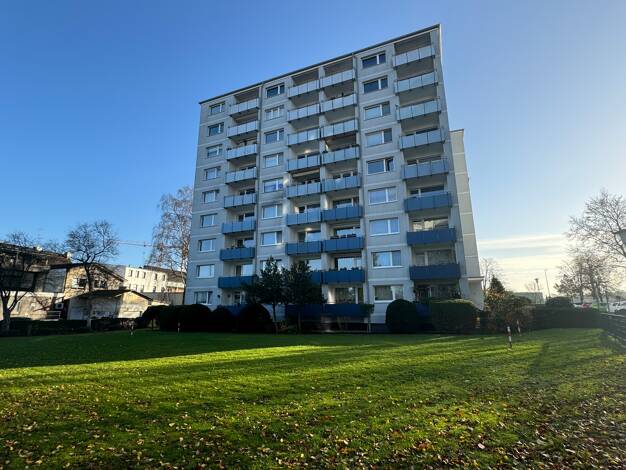 Wohnung zum Kauf 139.000 € 2 Zimmer 59,3 m² Uetersen 25436