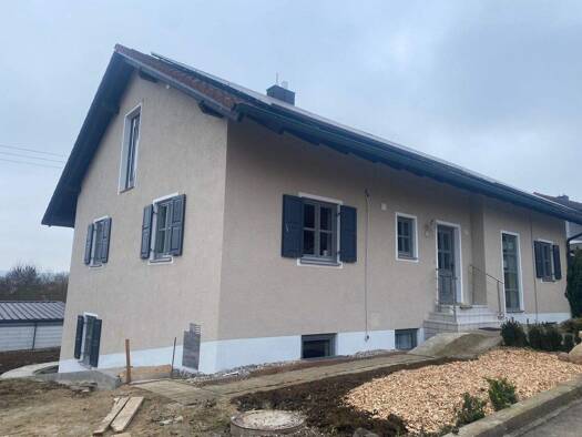 Wohnung zur Miete 1.350 € 5 Zimmer 175 m² Blumenstraße 16 Lobsing Pförring / Lobsing 85104