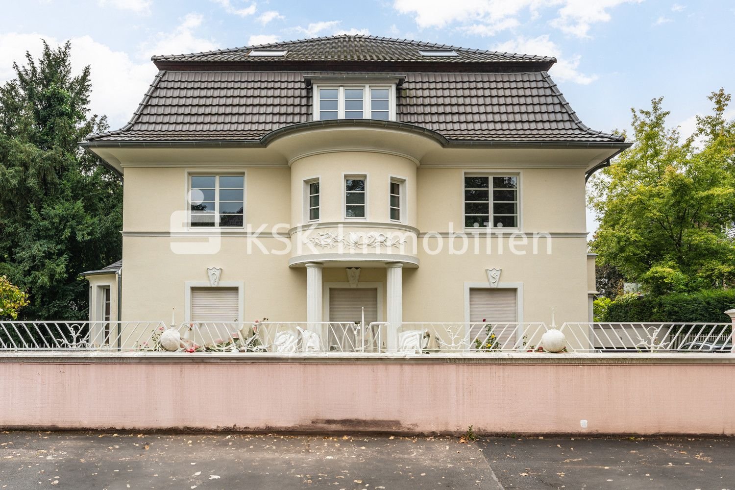 Villa zum Kauf 4.570.000 € 11 Zimmer 480 m²<br/>Wohnfläche 1.318 m²<br/>Grundstück Marienburg Köln / Marienburg 50968