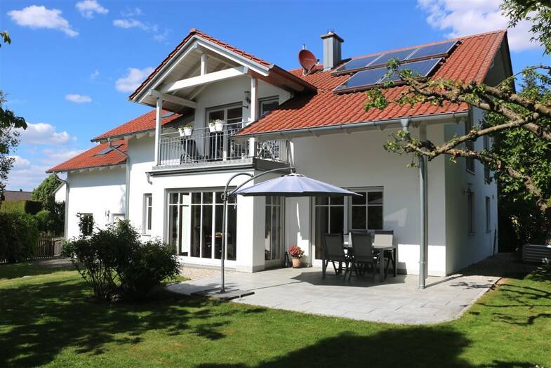 Haus zum Kauf 689.000 € 6 Zimmer 213 m² 789 m² Grundstück Reisbach Reisbach 94419