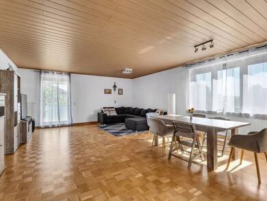 Wohnung zum Kauf 265.000 € 4 Zimmer 123 m² Martha-McCarthy-Straße 2 Roßfeld Crailsheim 74564