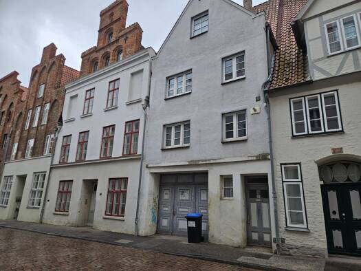Wohnung zur Miete 495 € 2 Zimmer 55 m² Geschoss 1/3 frei ab sofort Innenstadt Lübeck 23552