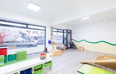 Laden zur Miete 867 € 2 Zimmer 82,6 m² Verkaufsfläche Savignystraße 71 Holsterhausen Essen 45147