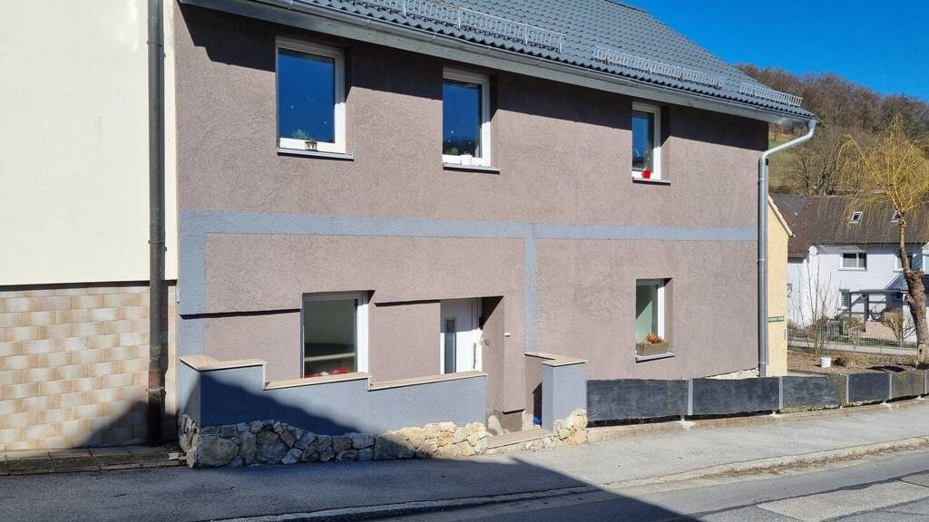 Reihenmittelhaus zum Kauf 330.000 € 5 Zimmer 160 m² 530 m² Grundstück Breitenbrunn Breitenbrunn-, Oberpf 92363