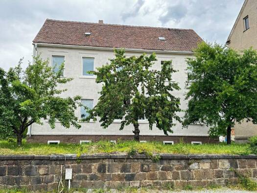 Mehrfamilienhaus zum Kauf 169.000 € 7 Zimmer 170 m² 700 m² Grundstück Löbau 02708