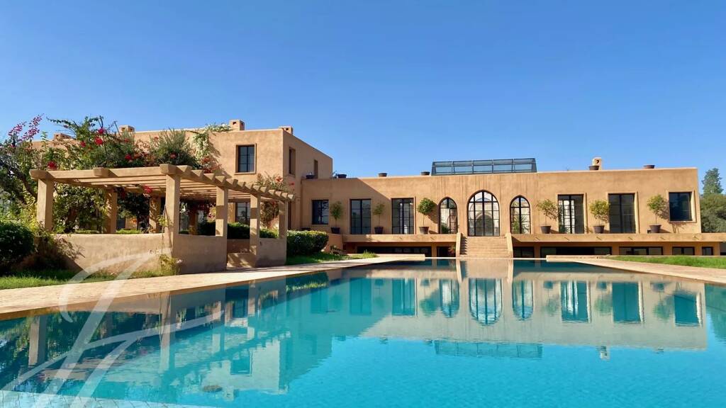 Mehrfamilienhaus zum Kauf provisionsfrei als Kapitalanlage geeignet 11 Zimmer 2.100 m² 10.000 m² Grundstück Marrakech 40000