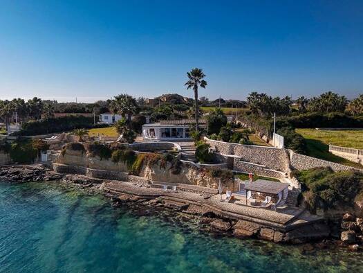 Villa zum Kauf 2.300.000 € 7 Zimmer 200 m² 2.500 m² Grundstück frei ab sofort Ispica 97014