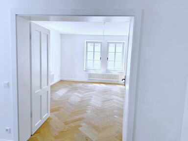 Wohnung zur Miete 1.900 € 5 Zimmer 146 m² EG Maistraße 4 West Landshut 84034