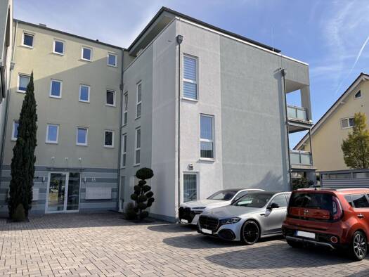 Wohnung zur Miete 1.250 € 3 Zimmer 101 m² Geschoss 1/3 frei ab 01.11.2026 Friedrich-Ebert-Straße 65 Münster Münster (Hessen) 64839