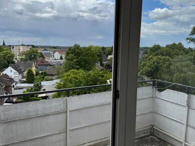 Wohnung zur Miete 540 € 3 Zimmer 77,2 m² 7. Geschoss frei ab sofort Friedrich-Ebert-Straße 15 Hochheide Duisburg 47198