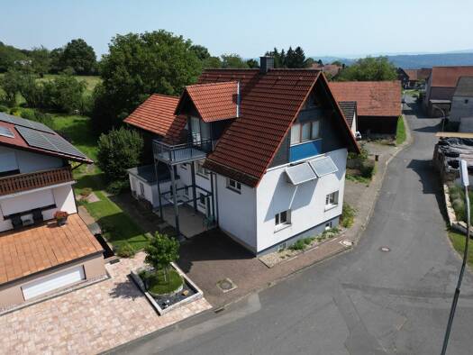 Einfamilienhaus zum Kauf 199.000 € 8 Zimmer 200 m² 1.217 m² Grundstück Spielberg Brachttal 63636