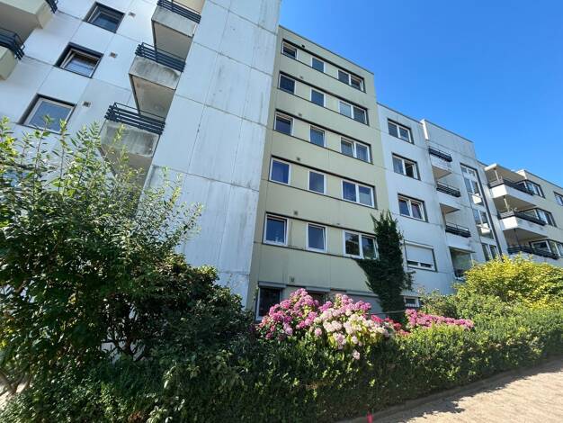 Wohnung zum Kauf 160.000 € 3,5 Zimmer 109 m² 2. Geschoss Neuhof Hildesheim 31139