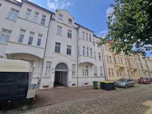 Wohnung zur Miete 400 € 2 Zimmer 62,4 m² frei ab sofort Mendelssohnstraße 5 Innenstadt Dessau-Roßlau 06844