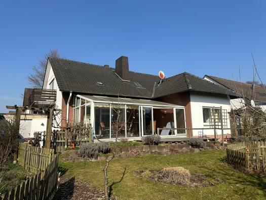 Haus zum Kauf provisionsfrei 318.000 € 7 Zimmer 195 m² 812 m² Grundstück Hiddenhausen 32120