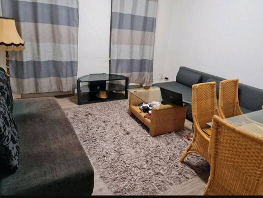 Wohnung zur Miete 260 € 2 Zimmer 48 m² Geschoss EG/3 frei ab sofort Ostviertel Gera 07545