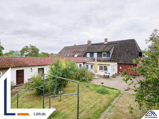 Doppelhaushälfte zum Kauf provisionsfrei 198.000 € 8 Zimmer 181 m² 950 m² Grundstück Sasel 24329