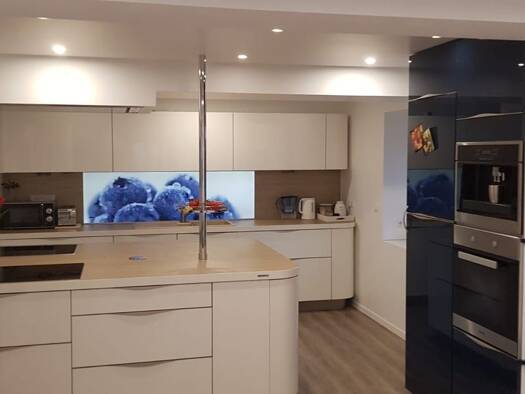 WG-Zimmer zur Miete 700 € 150 m² Geschoss 1/2 frei ab sofort Tungendorf Neumünster 24536