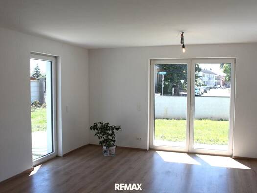 Reihenmittelhaus zum Kauf - Erstbezug 419.000 € 4 Zimmer 110 m² 320 m² Grundstück Obere Hauptstraße Lassee 2291