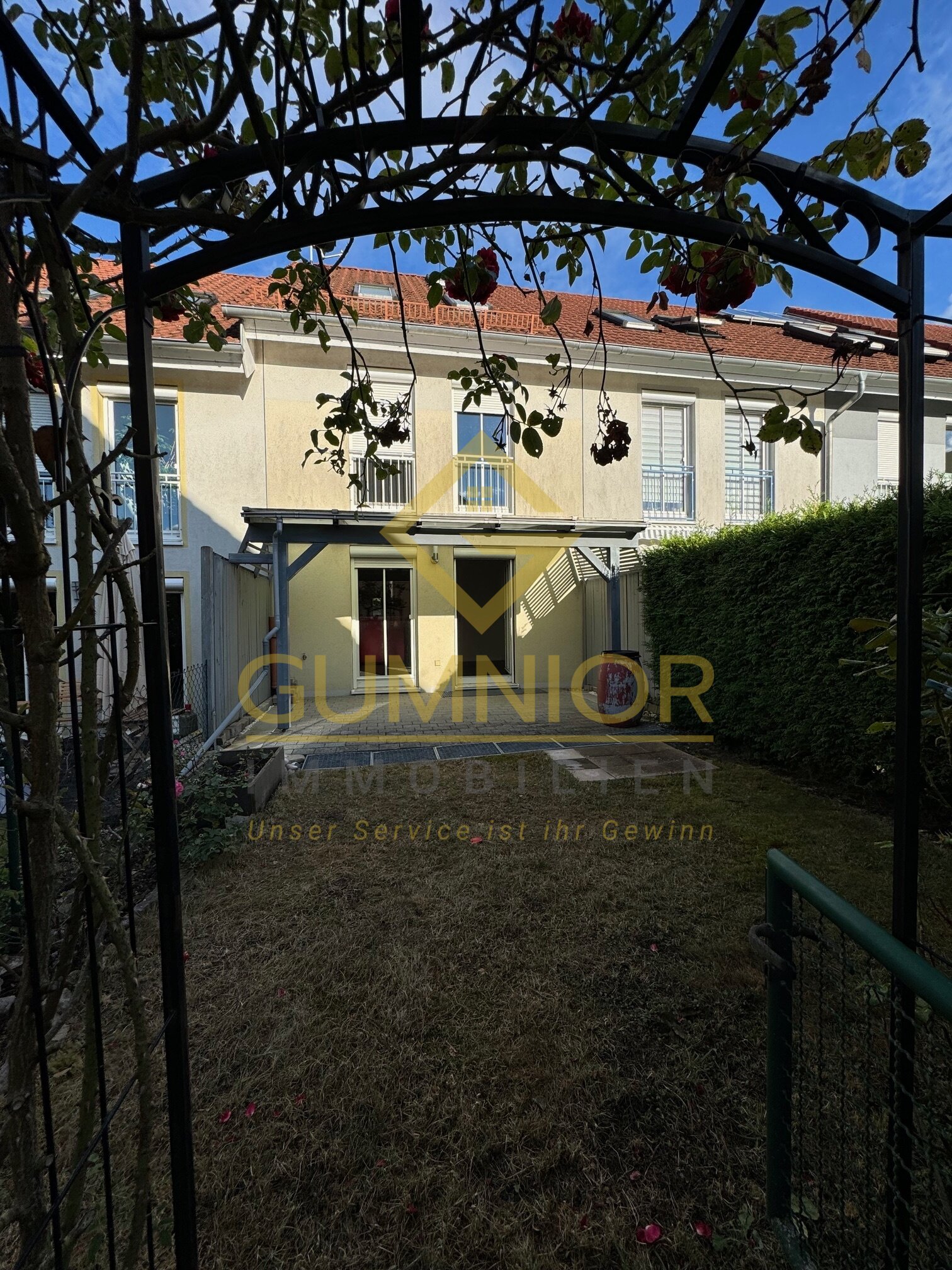 Reihenmittelhaus zum Kauf 355.000 € 4 Zimmer 130 m²<br/>Wohnfläche 160 m²<br/>Grundstück Bindlacher Berg Bindlach 95463