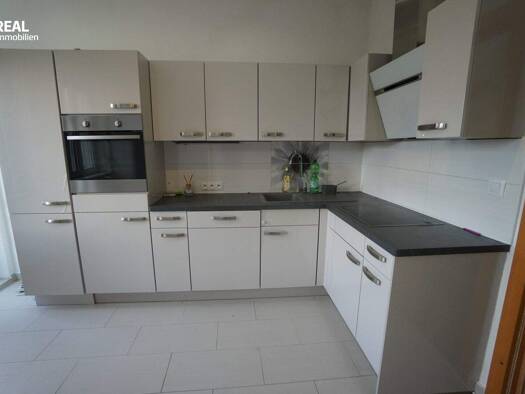 Wohnung zum Kauf 170.000 € 3 Zimmer 98 m² 1. Geschoss Zistersdorf 2225