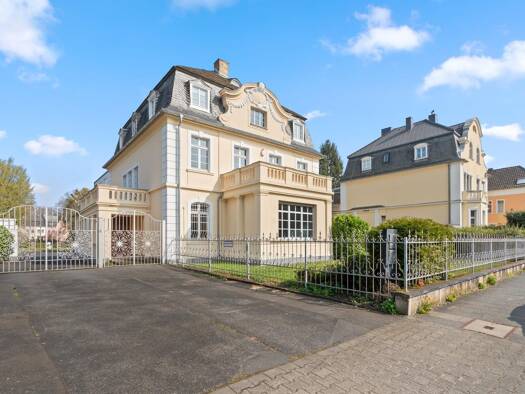 Bürogebäude zum Kauf 15 € 37 Zimmer 1.800 m² Bürofläche Brühl 50321